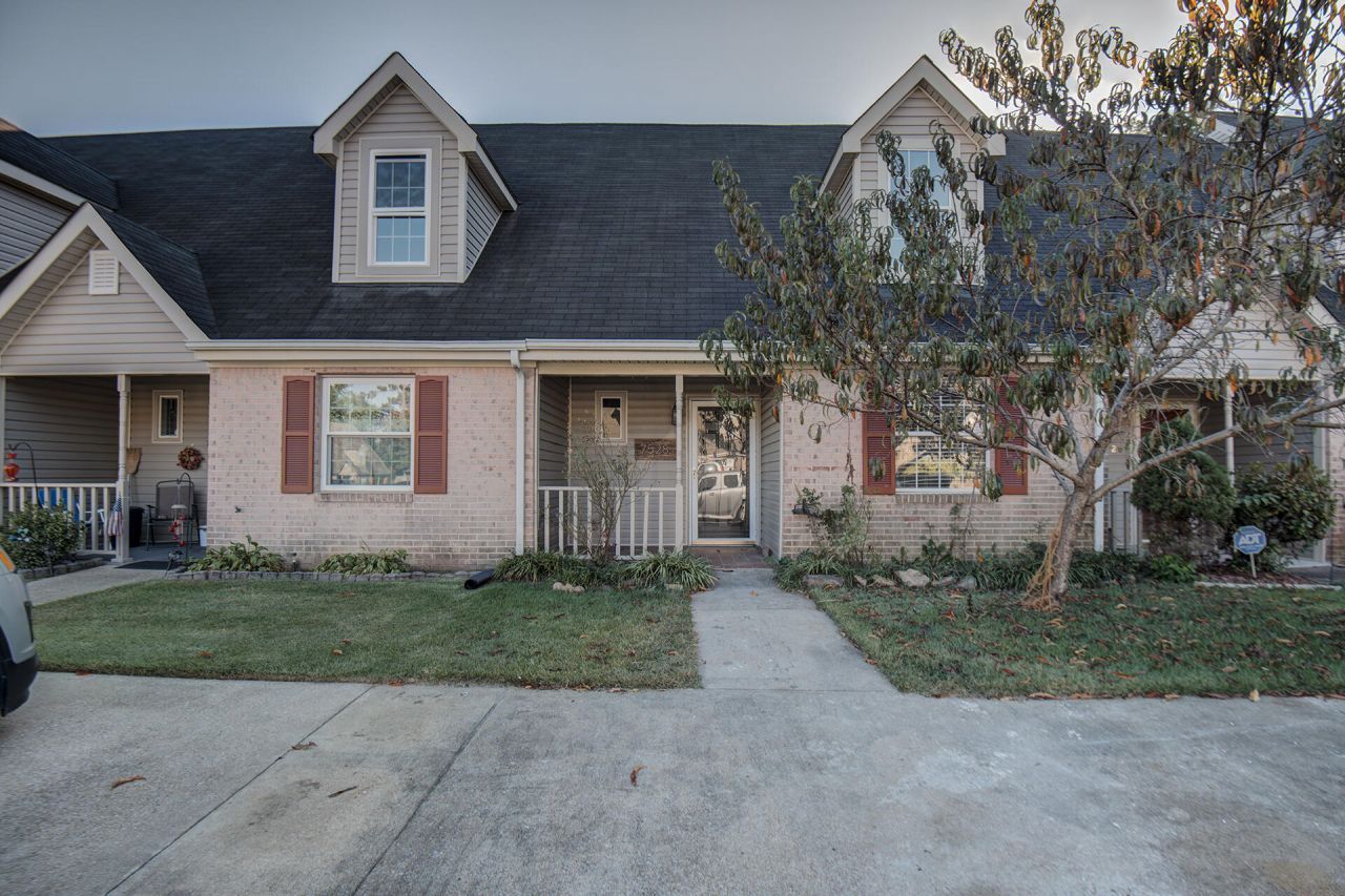 7528 Eric Drive, Chattanooga, TN 37421 Main Photo