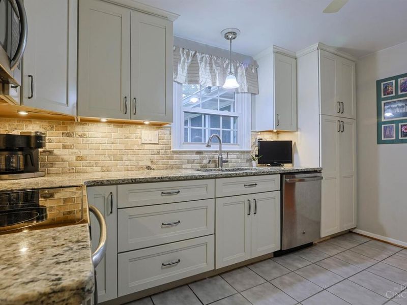 7835 Westwind Lane, Montgomery, OH 45242 Photo 16