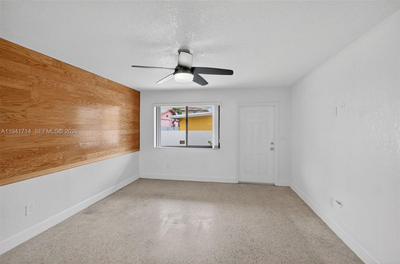 4725 NW 4th St, Unit Front, Miami, FL 33126 Photo