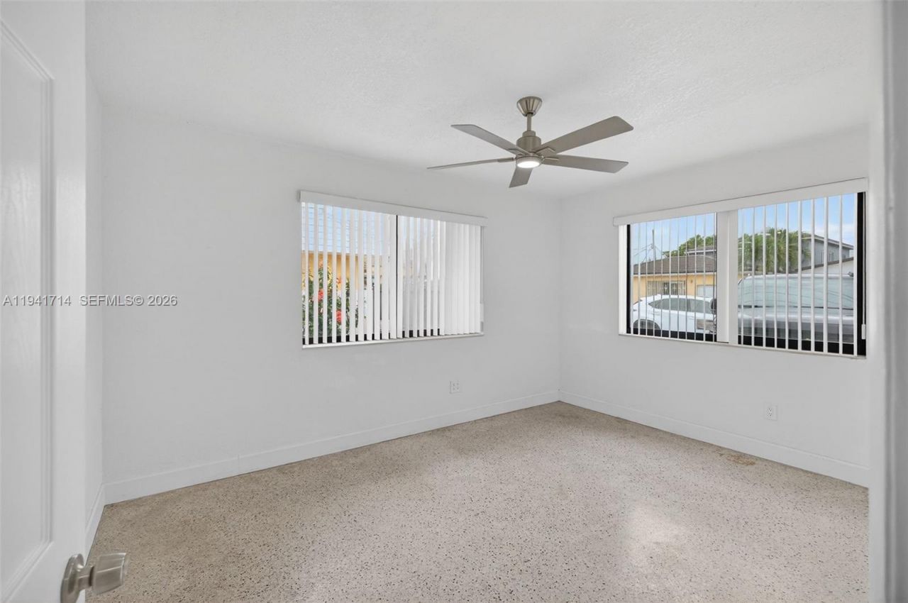 4725 NW 4th St, Unit Front, Miami, FL 33126 Photo