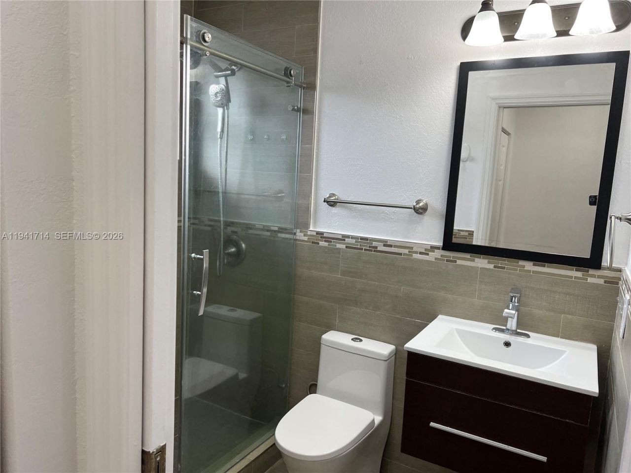 4725 NW 4th St, Unit Front, Miami, FL 33126 Photo