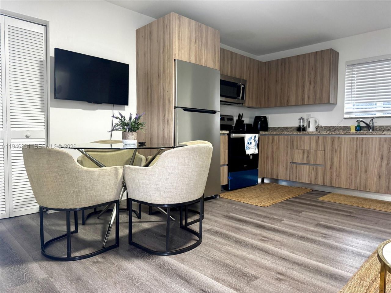 1684 SW 10th St, Unit 5, Miami, FL 33135 Photo