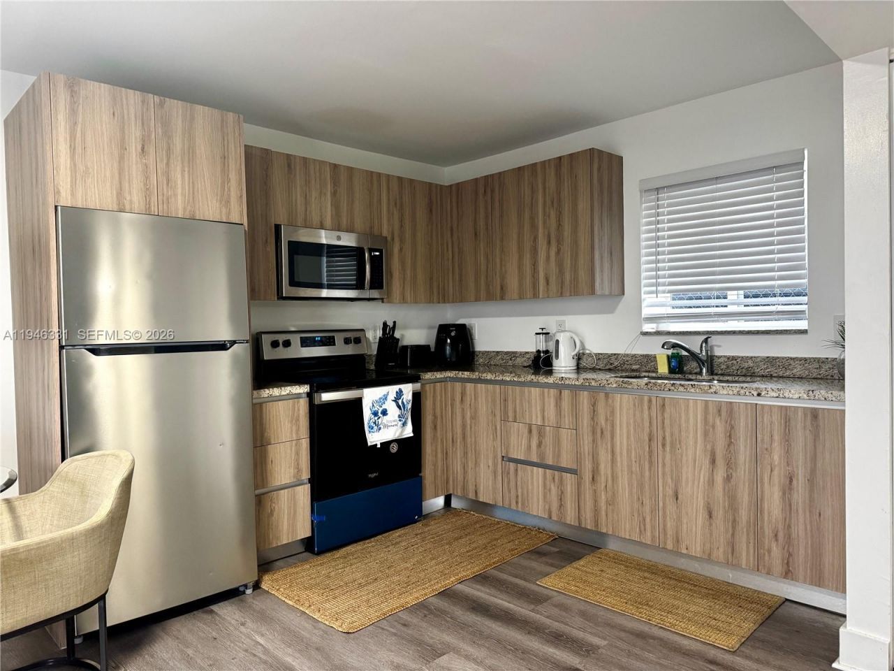 1684 SW 10th St, Unit 5, Miami, FL 33135 Photo