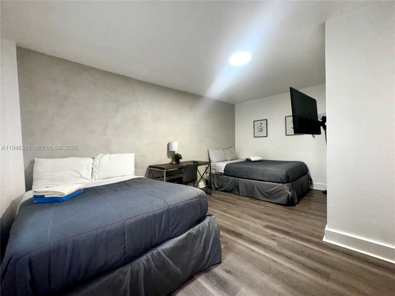 1684 SW 10th St, Unit 5, Miami, FL 33135 Photo