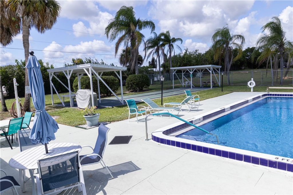 6171 98th Road, Sebastian, FL 32958 Photo