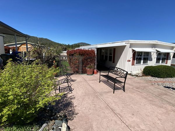 8401 Old Stage Road, UNIT 26, Central Point, OR 97502