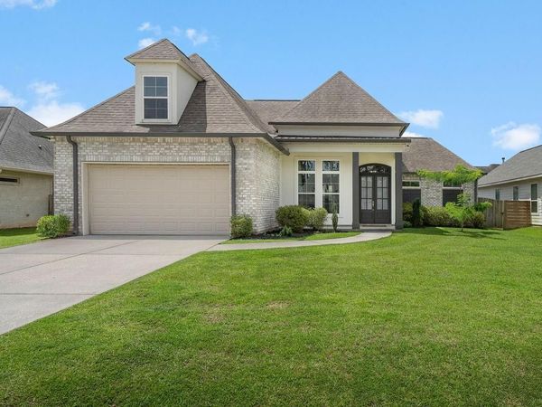 1253 SWEET CLOVER Way, Madisonville, LA 70447