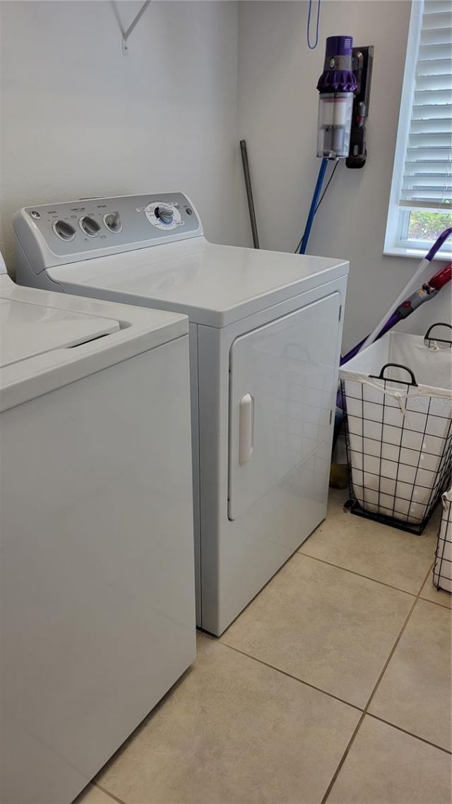 3740 82nd Avenue Circle E, Unit 102, Sarasota, FL 34243 Photo