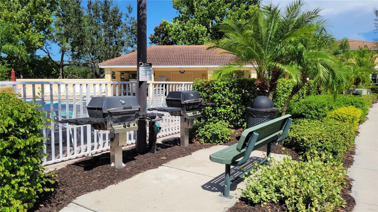 3740 82nd Avenue Circle E, Unit 102, Sarasota, FL 34243 Photo