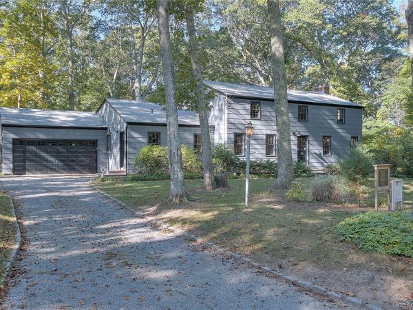 210 Robinson Lane, Peconic, NY 11958