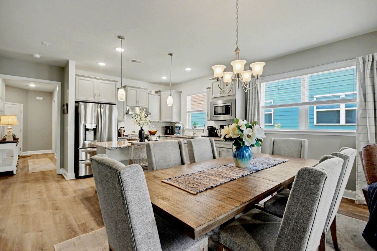 5830 Cremona Dr. Photo 15