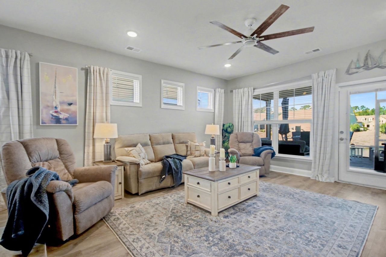 5830 Cremona Dr. Photo 16