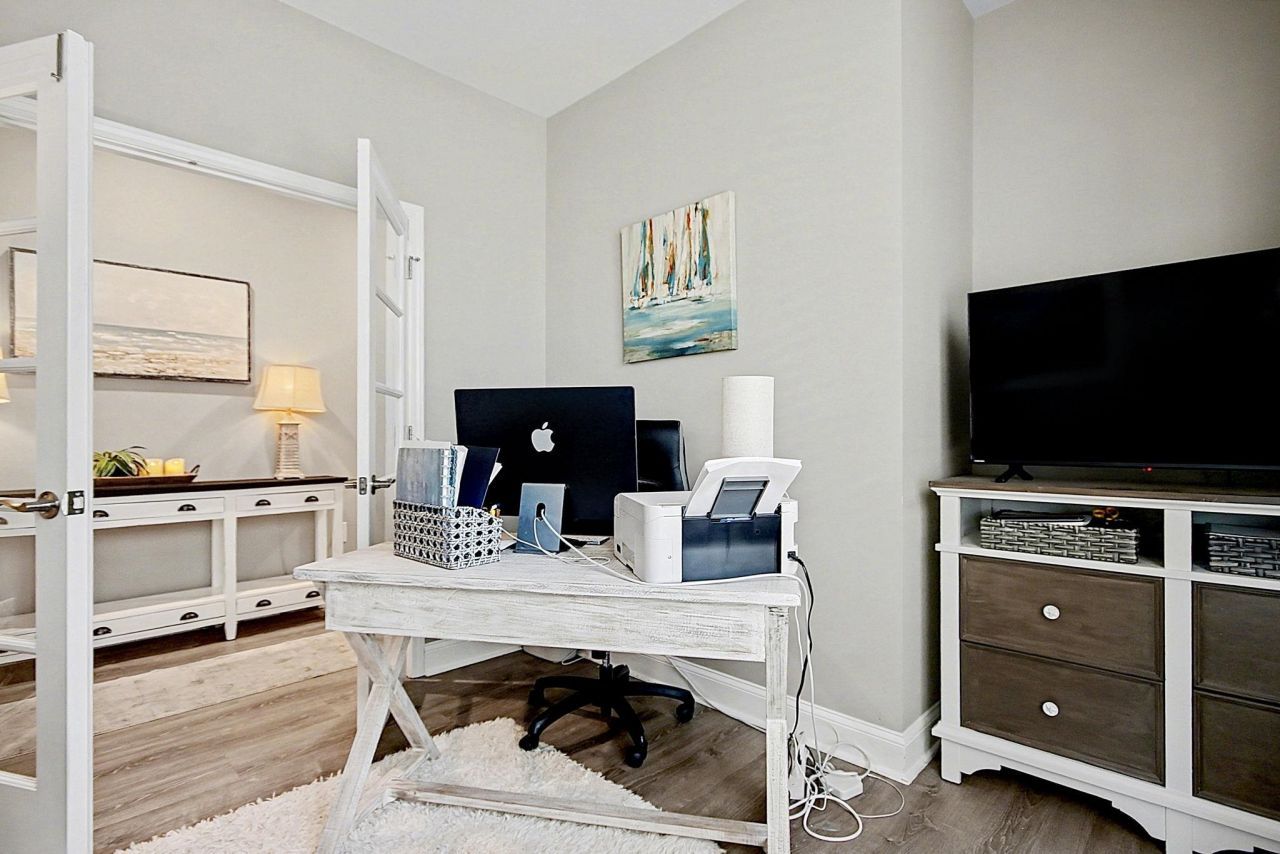 5830 Cremona Dr. Photo 6