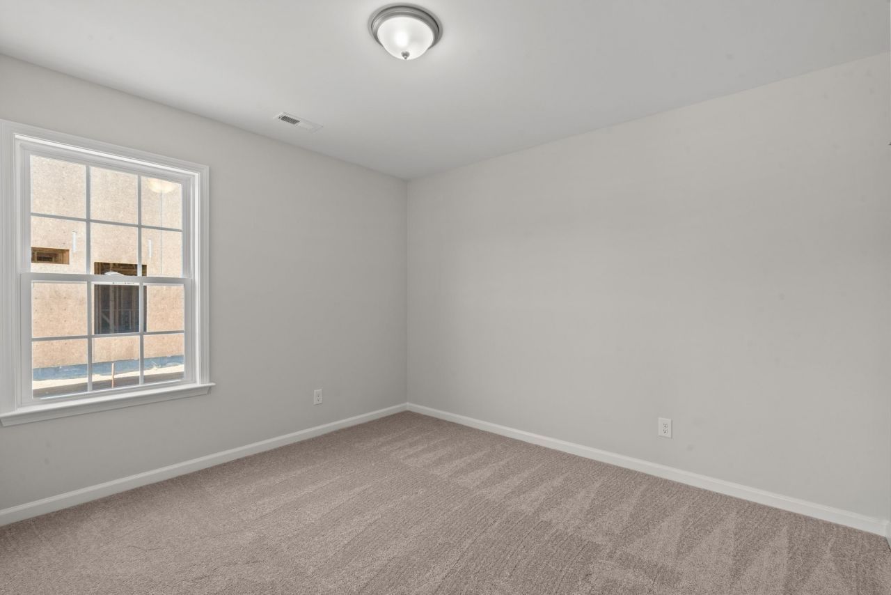 331 Barn Owl Way Photo 11