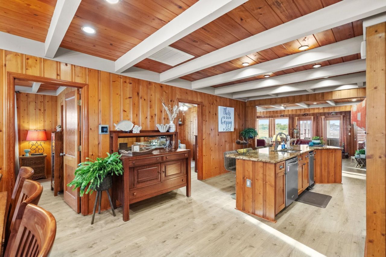 314 Dogwood Dr. S Photo 15