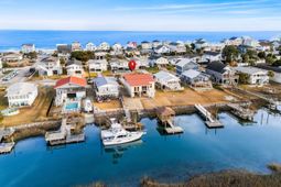 314 Dogwood Dr. S photo 4