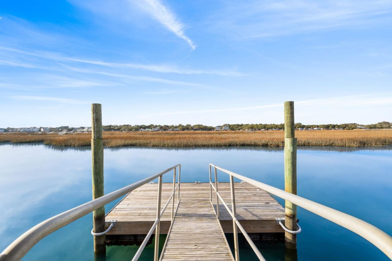 314 Dogwood Dr. S Photo 9