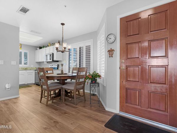 19400 N WESTBROOK Parkway, Unit 221, Peoria, AZ 85382