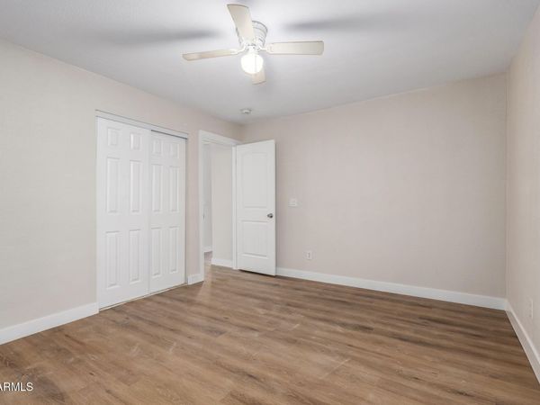 914 S 30TH Drive, Phoenix, AZ 85009