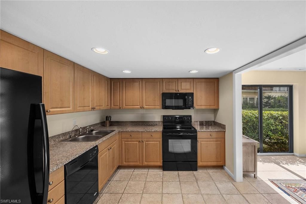 1830 Bald Eagle Dr, Unit 431A, Naples, FL 34105 Photo