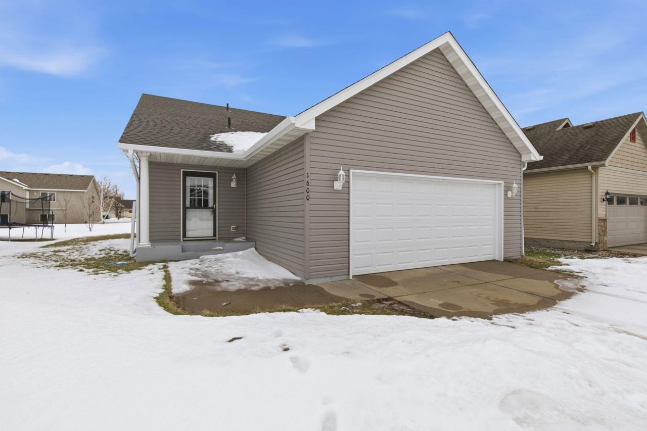 1600 Nuthatch Avenue, Sartell, MN 56377 Main Photo