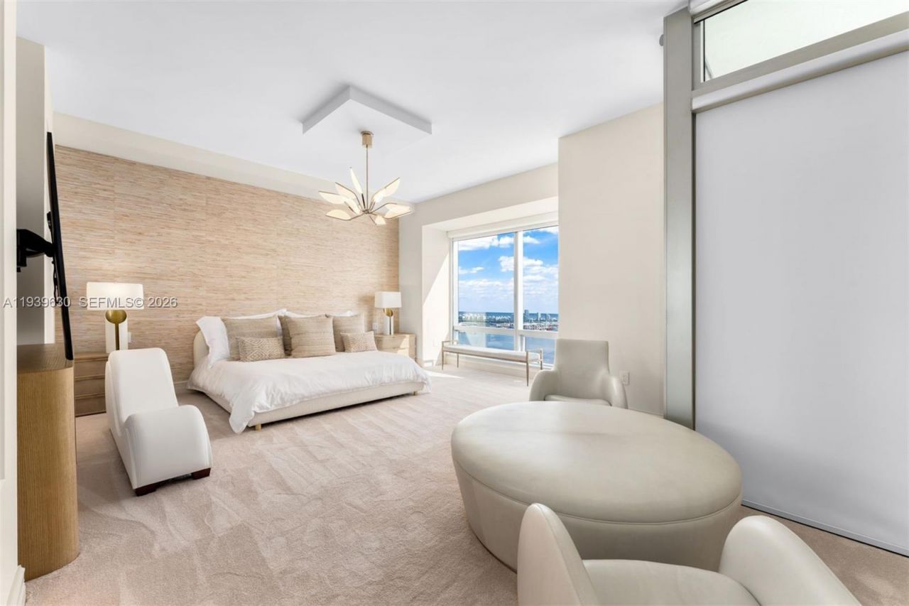 1425 Brickell Ave, Unit 56F, Miami, FL 33131 Photo