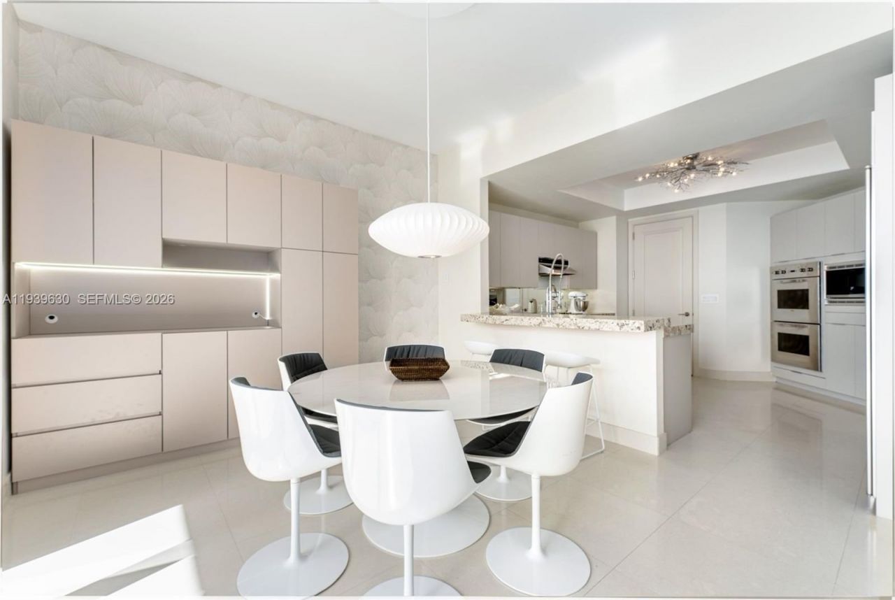 1425 Brickell Ave, Unit 56F, Miami, FL 33131 Photo