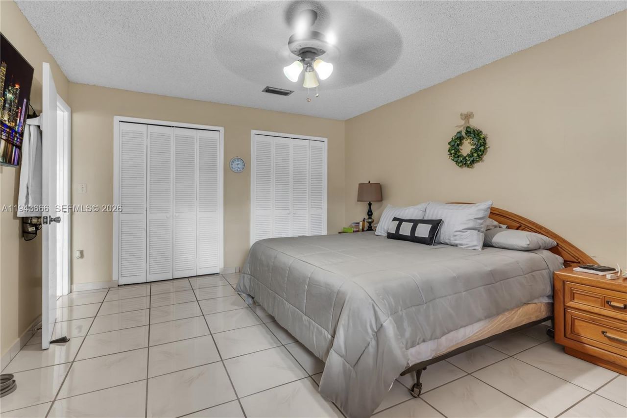 13325 SW 32nd St, Miami, FL 33175 Photo