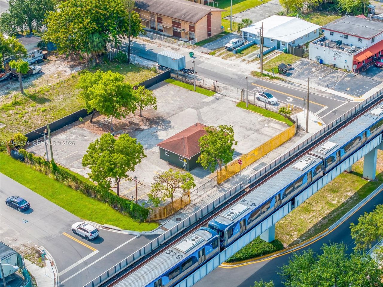 6801 NW 27th Ave , Miami, FL 33147 Photo