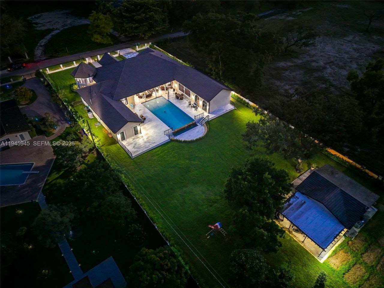 9815 SW 114th St, Miami, FL 33176 Photo