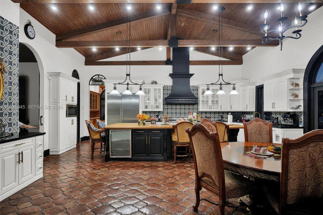 9815 SW 114th St, Miami, FL 33176 Photo