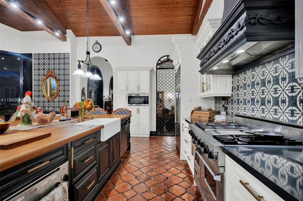 9815 SW 114th St, Miami, FL 33176 Photo