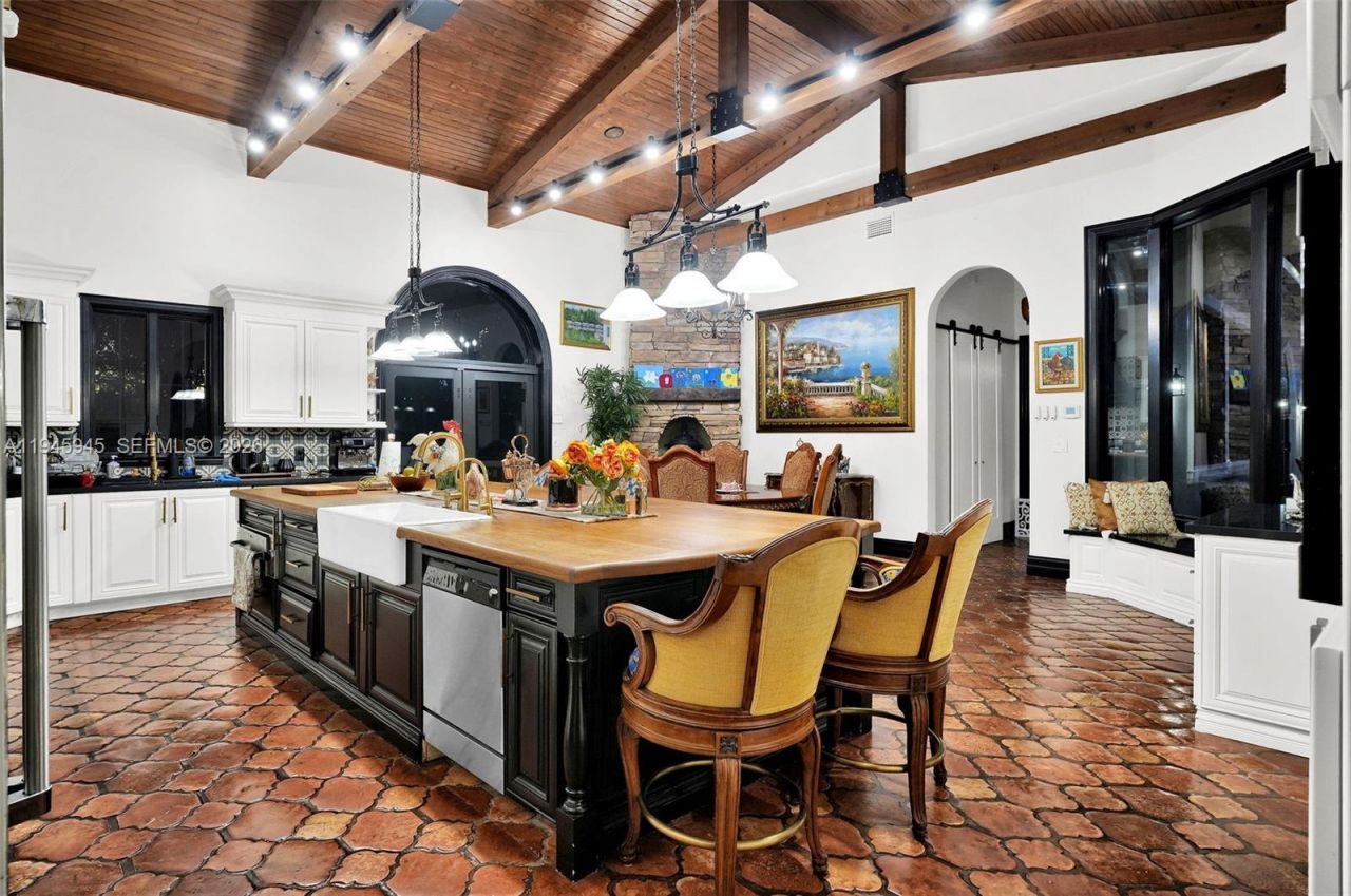 9815 SW 114th St, Miami, FL 33176 Photo