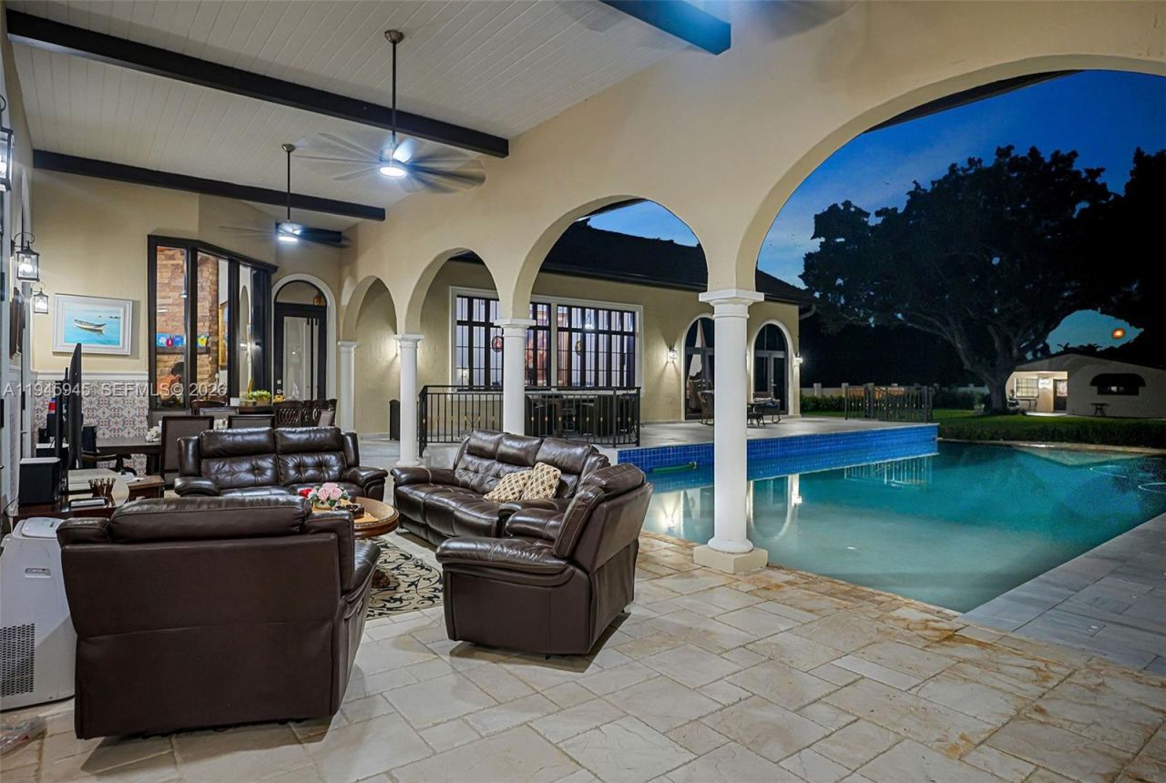 9815 SW 114th St, Miami, FL 33176 Photo