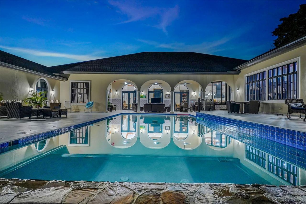 9815 SW 114th St, Miami, FL 33176 Photo