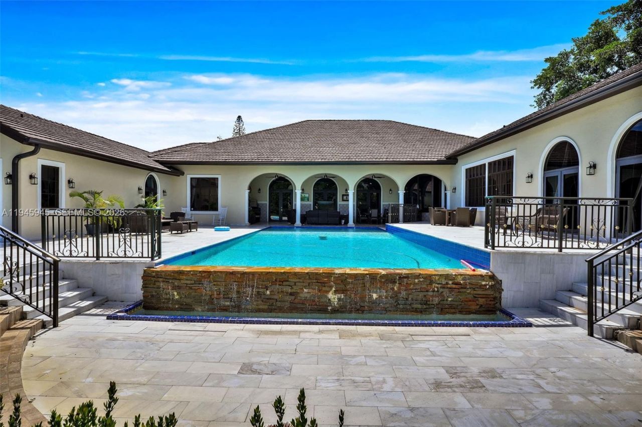 9815 SW 114th St, Miami, FL 33176 Photo