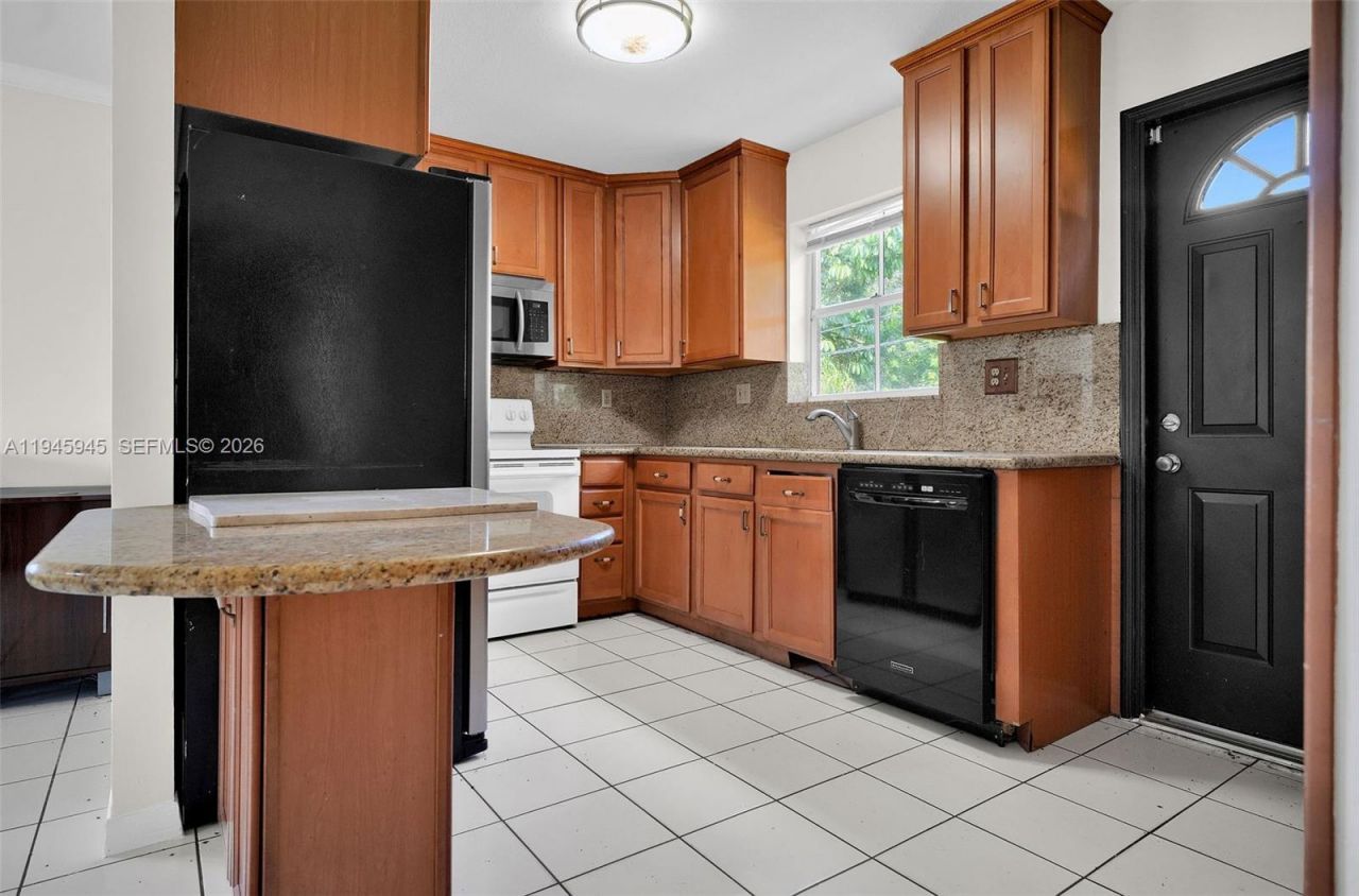 9815 SW 114th St, Miami, FL 33176 Photo