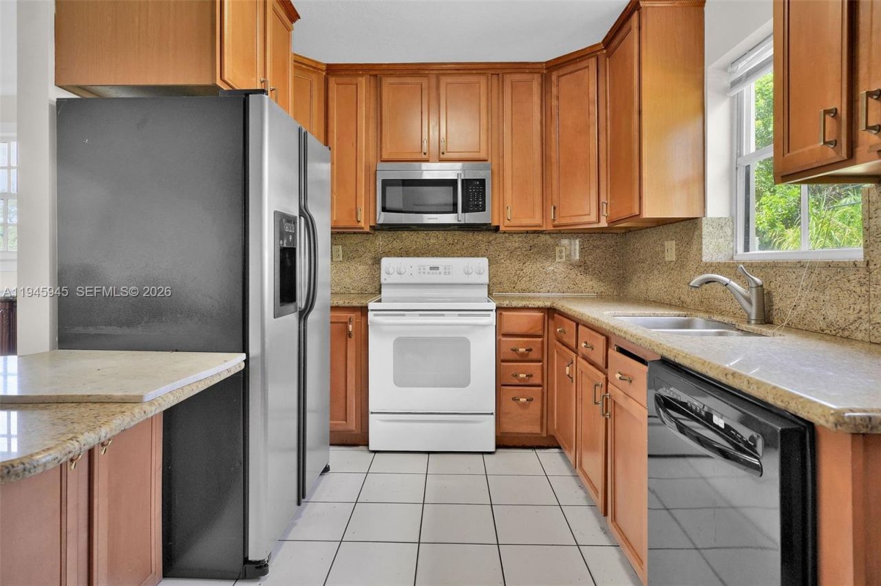 9815 SW 114th St, Miami, FL 33176 Photo