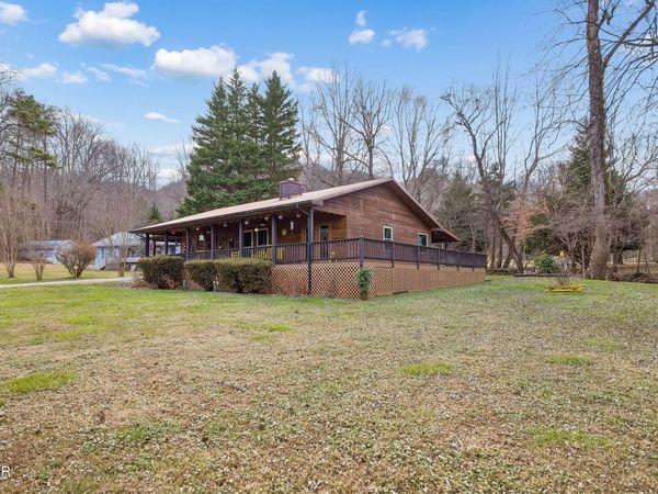 3514 Ginseng Way, Sevierville, TN 37862