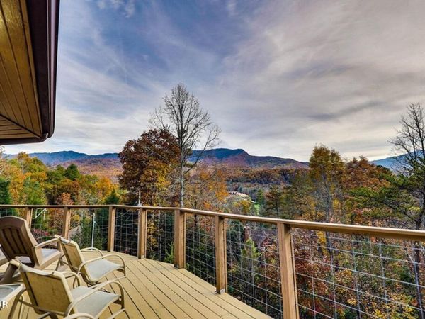 3709 Eagle Lane, Gatlinburg, TN 37738