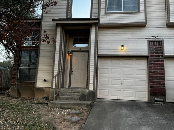 7213 Oak Meadow DR, Unit A, Austin, TX 78736
