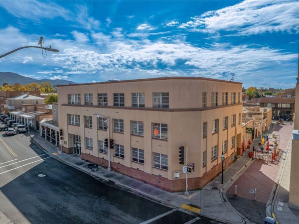 142 W Palace, Santa Fe, NM 87501