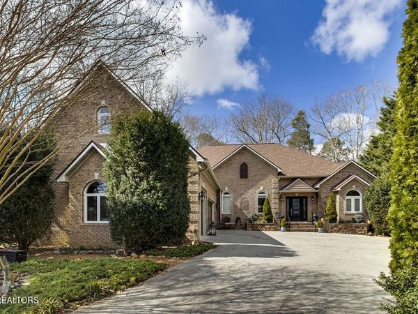 115 Kawatuska Way, Loudon, TN 37774