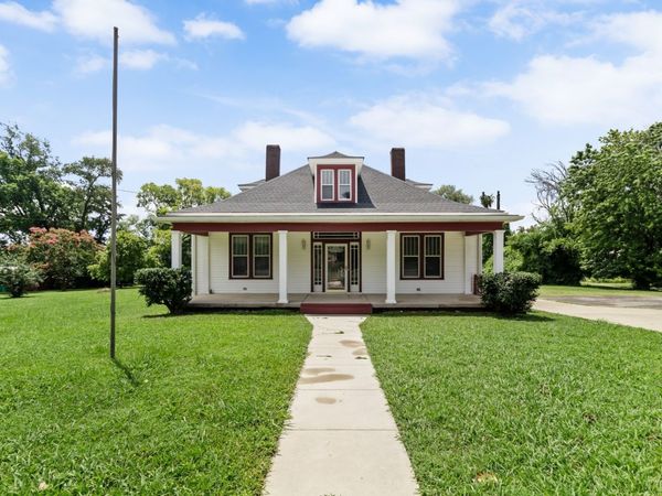 300 Maple St , Smyrna, TN 37167