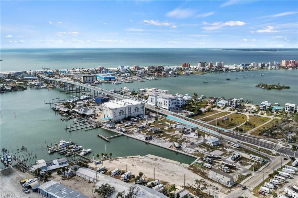 19281 #41 San Carlos Blvd, Fort Myers Beach, FL 33931 Photo