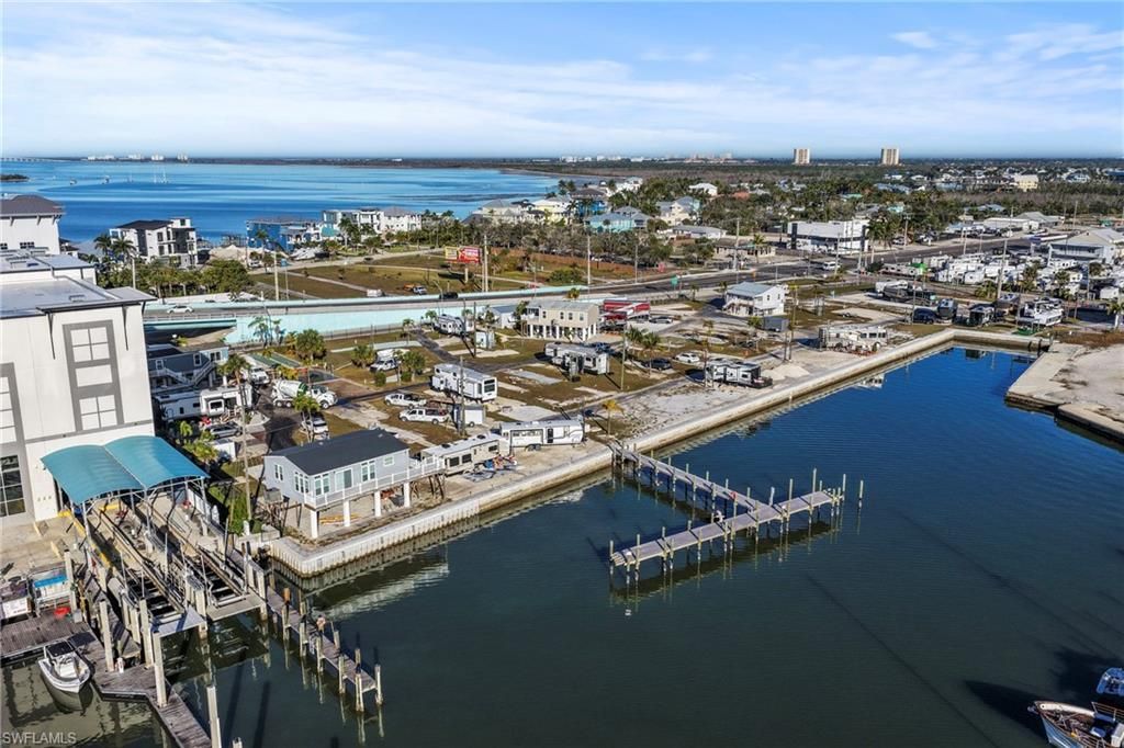 19281 #41 San Carlos Blvd, Fort Myers Beach, FL 33931 Photo