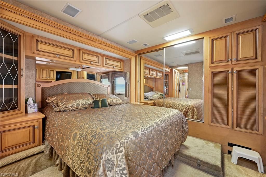 19281 #41 San Carlos Blvd, Fort Myers Beach, FL 33931 Photo