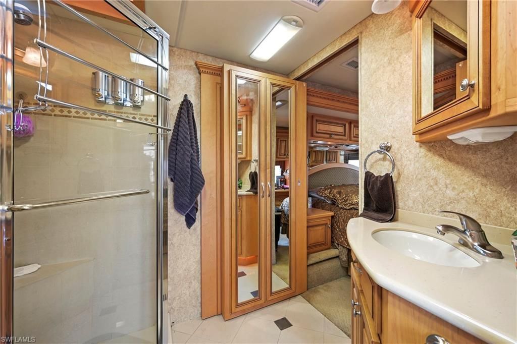 19281 #41 San Carlos Blvd, Fort Myers Beach, FL 33931 Photo