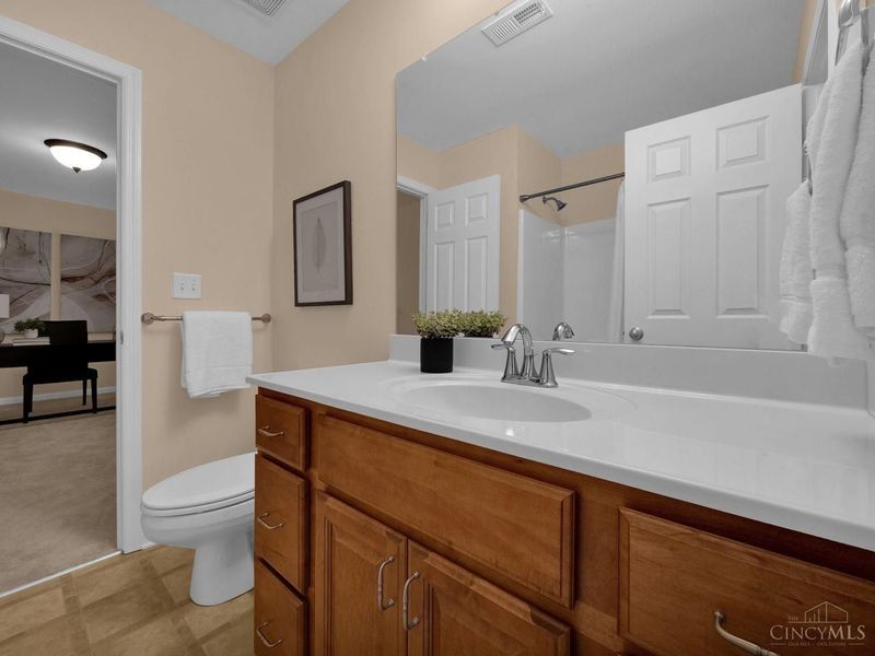 1704 Harmon Drive, Wyoming, OH 45215 Photo 24