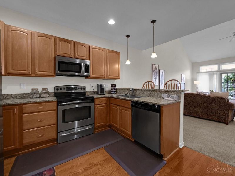 1704 Harmon Drive, Wyoming, OH 45215 Photo 8